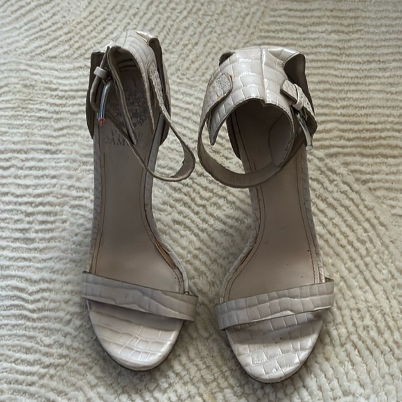 Vince Camuto Farella porcelain smooth crick ankle strap sandals heels Sz 6 1/2 - Picture 4 of 11